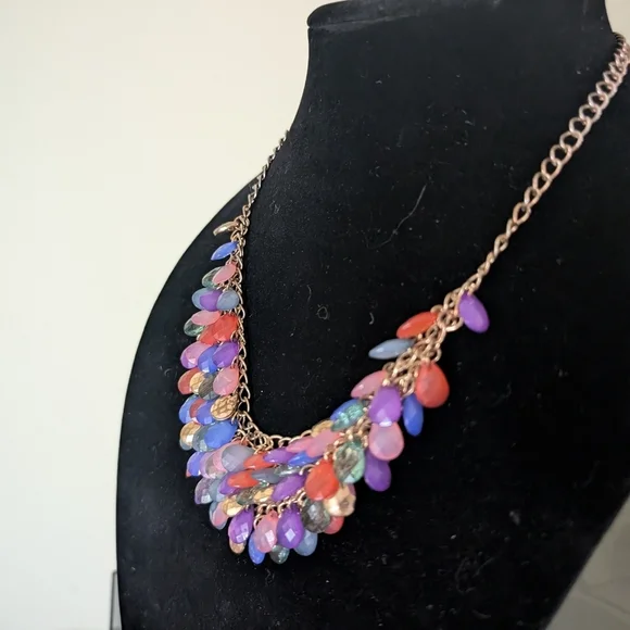 Multicolor Statement Necklace - Picture 4 of 11